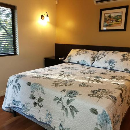 Airport Costa Rica B&B Río Segundo Εξωτερικό φωτογραφία
